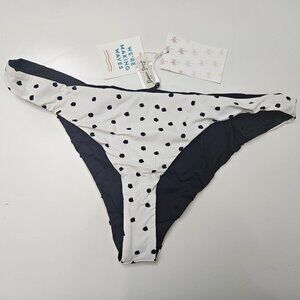 277. Dippin' Daisys reversible bikini bottom. NWT